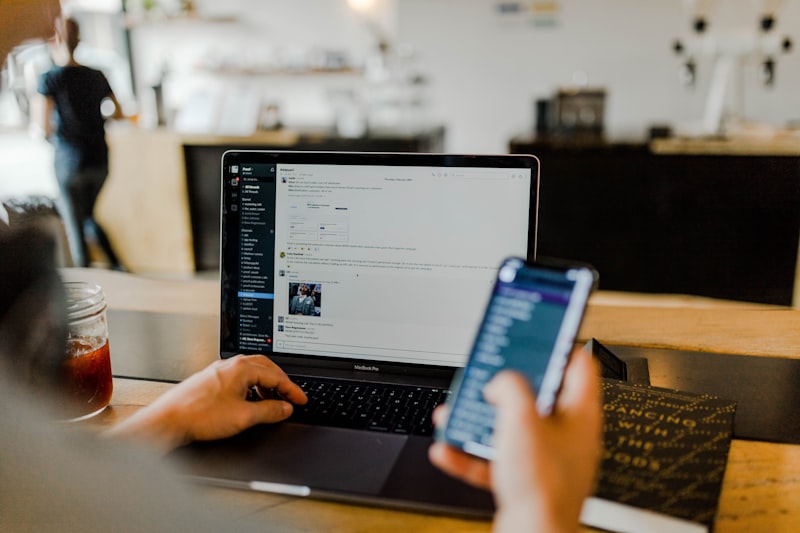 AI commerce accent